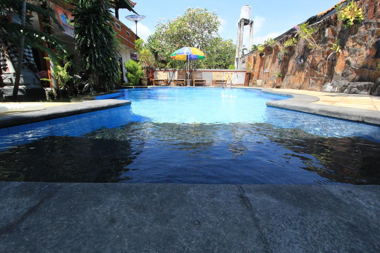 Pondok Wisata Elsa 2 Hotel Lovina Exterior foto