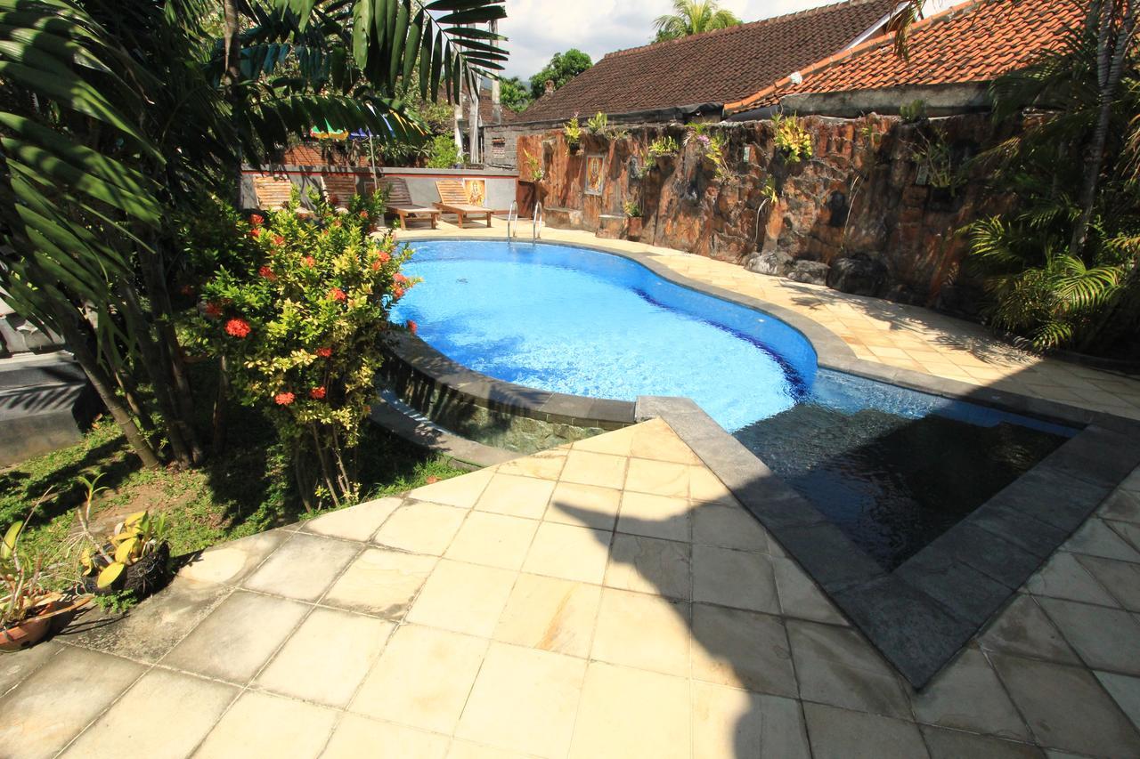 Pondok Wisata Elsa 2 Hotel Lovina Exterior foto
